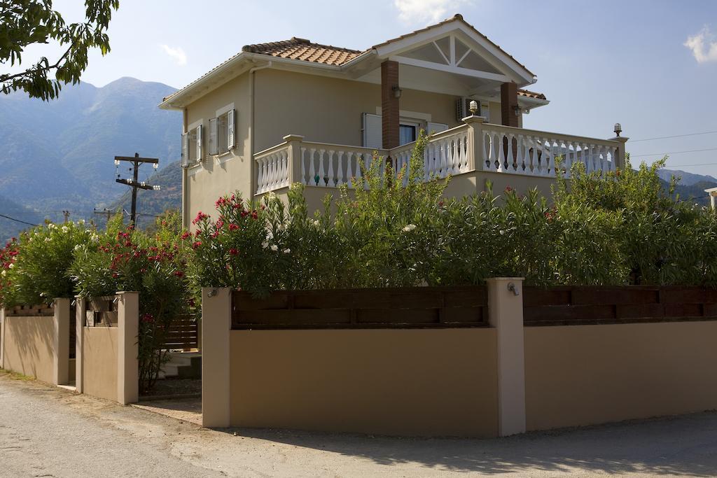 Le Torri Villas By Nidri Holiday Villas エクステリア 写真