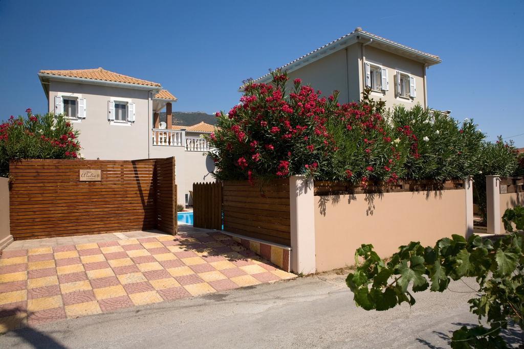 Le Torri Villas By Nidri Holiday Villas エクステリア 写真
